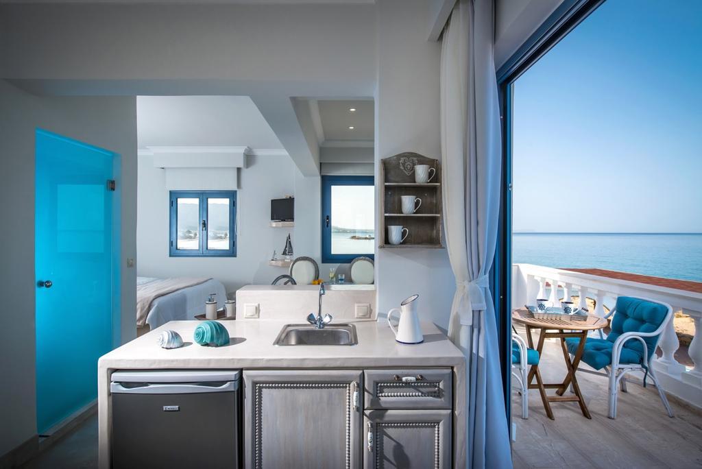 Pyrgos Blue Aparthotel Malia  Bagian luar foto