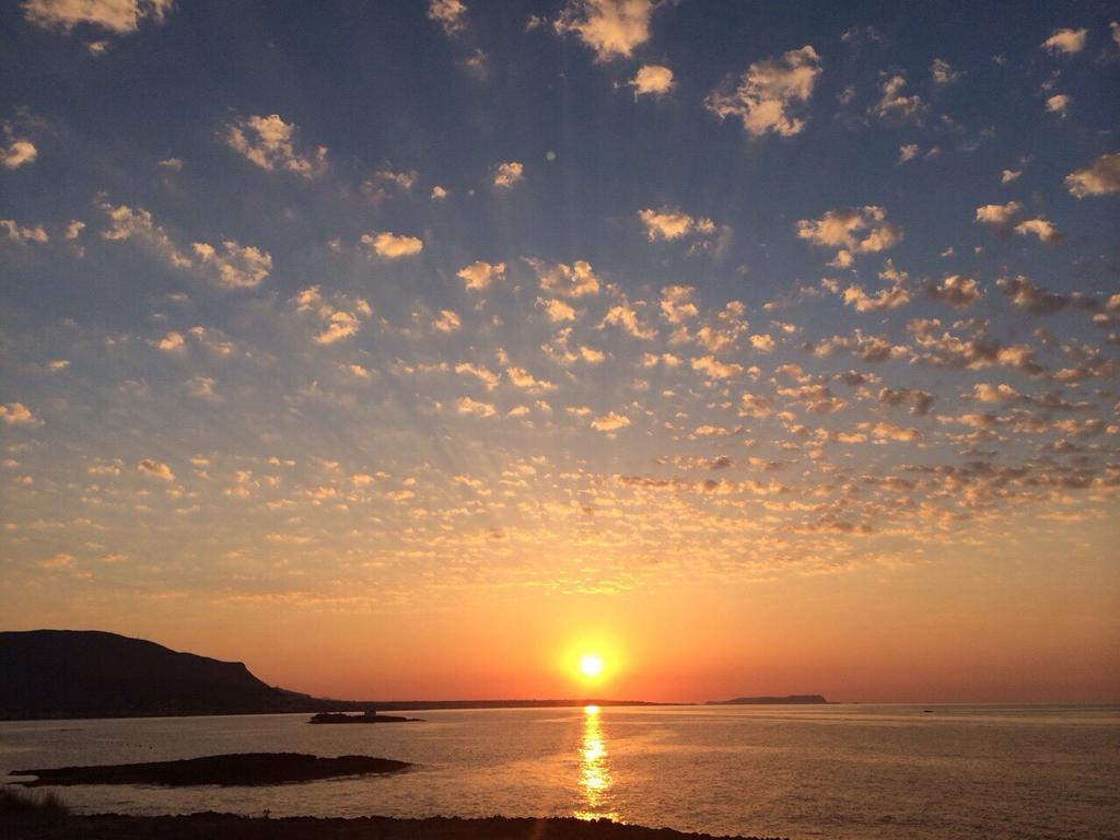 Pyrgos Blue Aparthotel Malia  Bagian luar foto