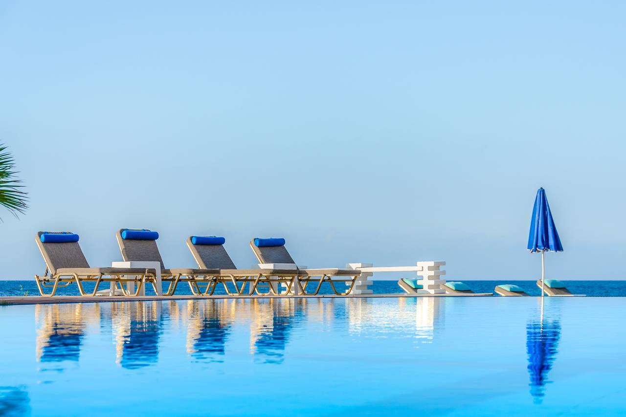 Pyrgos Blue Aparthotel Malia  Bagian luar foto